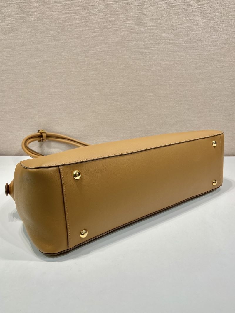 Pra*a top handle bags